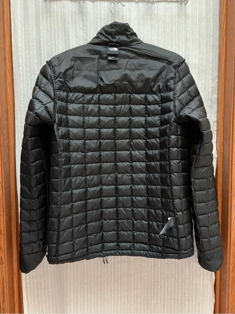 The North Face Mens Black ThermoBall Eco Quilted Full Zip Jacket Small S